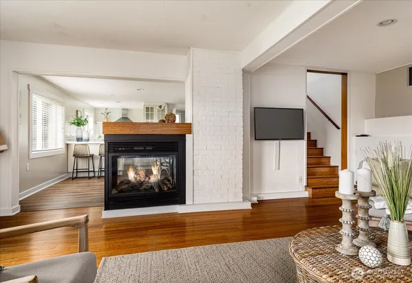 $599,000 | 3661 South Shorewood Avenue, Greenbank, WA 98253