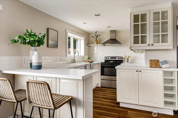 $599,000 | 3661 South Shorewood Avenue, Greenbank, WA 98253