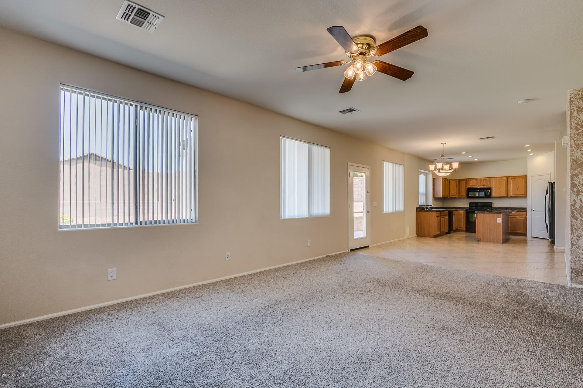 2218 West Steed Ridge Phoenix, AZ 85085 - Photo 11 of 18 Steed-45