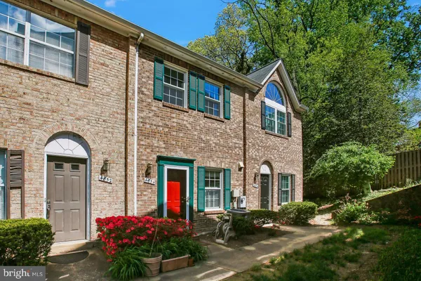 $515,000 | 4854 10th Street South, Arlington, VA 22204