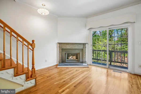 $515,000 | 4854 10th Street South, Arlington, VA 22204