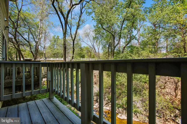 $515,000 | 4854 10th Street South, Arlington, VA 22204