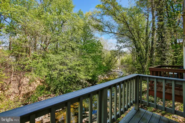 $515,000 | 4854 10th Street South, Arlington, VA 22204