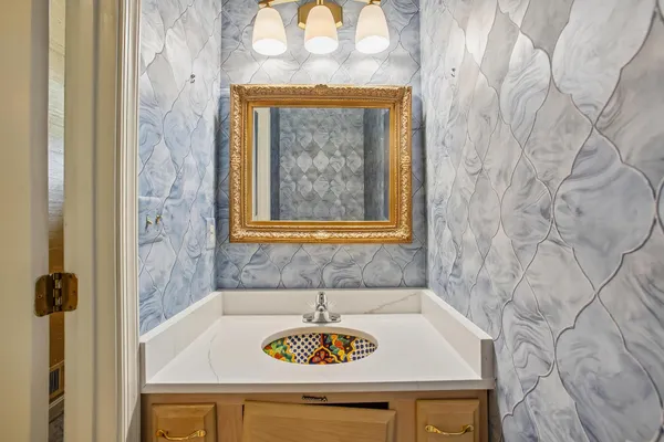 $515,000 | 4854 10th Street South, Arlington, VA 22204