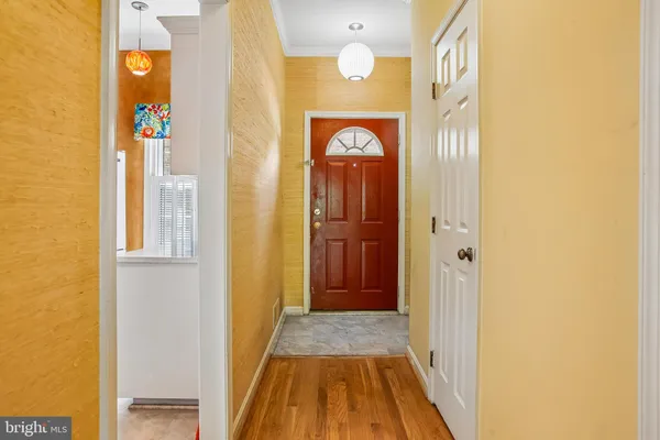 $515,000 | 4854 10th Street South, Arlington, VA 22204