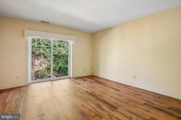 $515,000 | 4854 10th Street South, Arlington, VA 22204