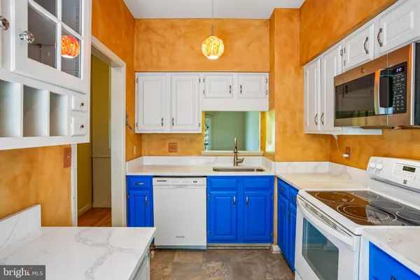$515,000 | 4854 10th Street South, Arlington, VA 22204