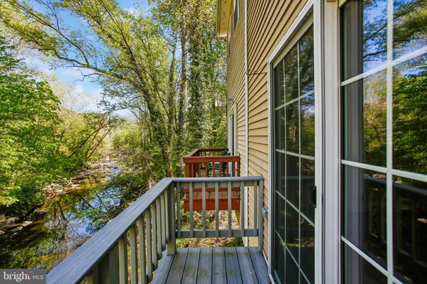 $515,000 | 4854 10th Street South, Arlington, VA 22204