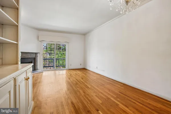 $515,000 | 4854 10th Street South, Arlington, VA 22204