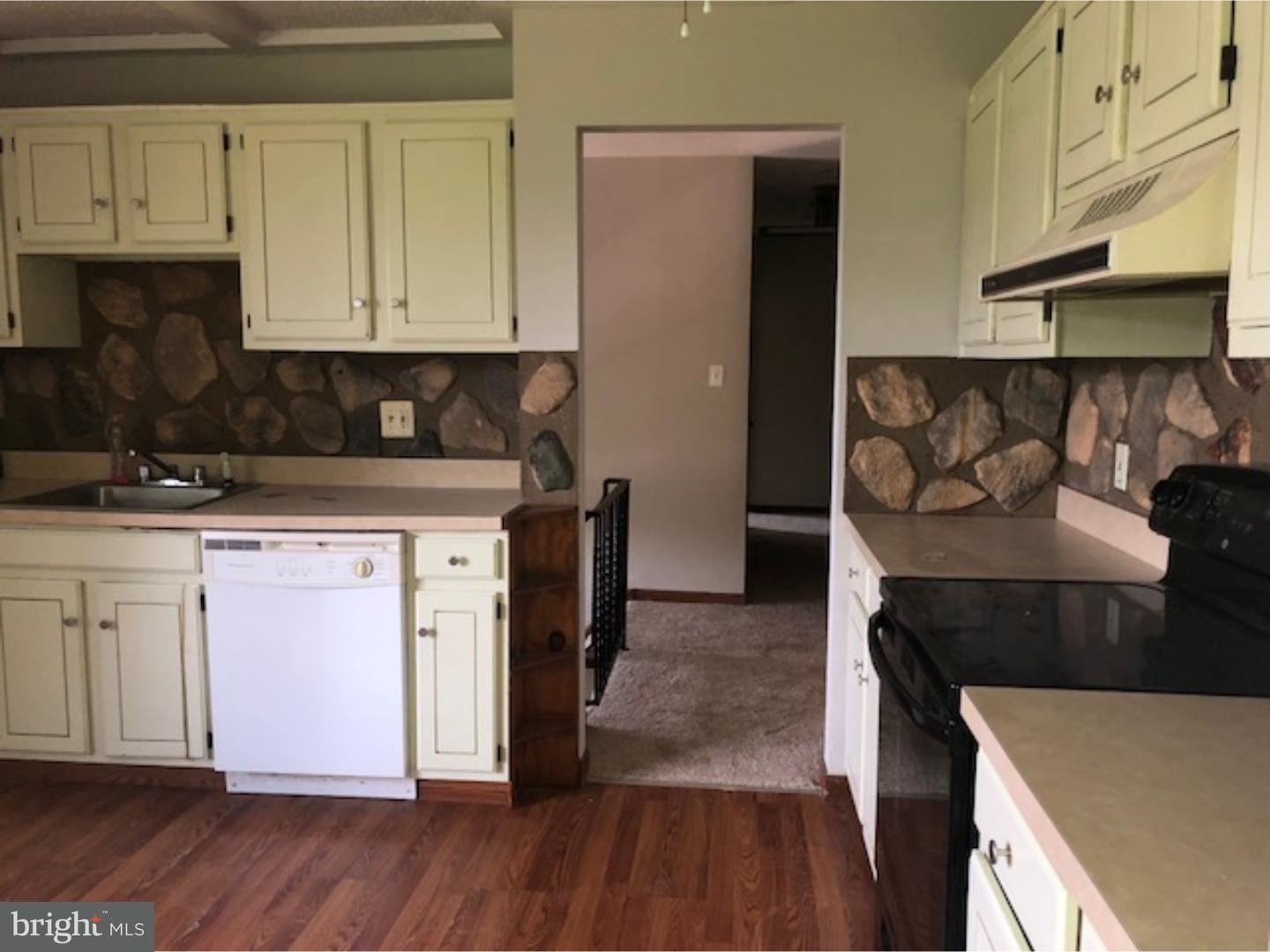 103 Jacobstown Road New Egypt, NJ 08533 - Photo 3 of 22 Gallery Image 3