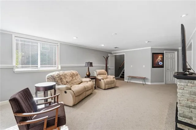 $525,000 | 1363 Brompton Lane, Raymore, MO 64083