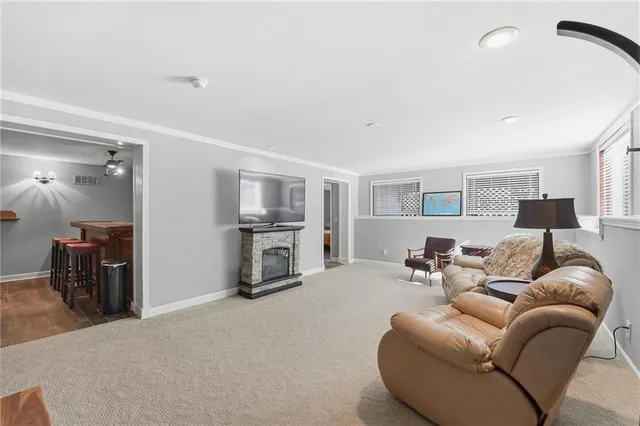 $525,000 | 1363 Brompton Lane, Raymore, MO 64083