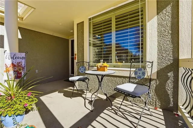 $525,000 | 1363 Brompton Lane, Raymore, MO 64083