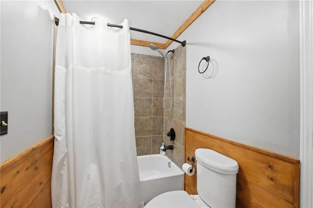 $525,000 | 1363 Brompton Lane, Raymore, MO 64083