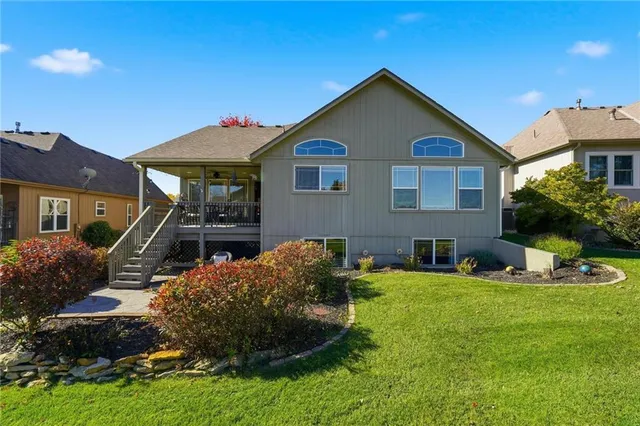 $525,000 | 1363 Brompton Lane, Raymore, MO 64083