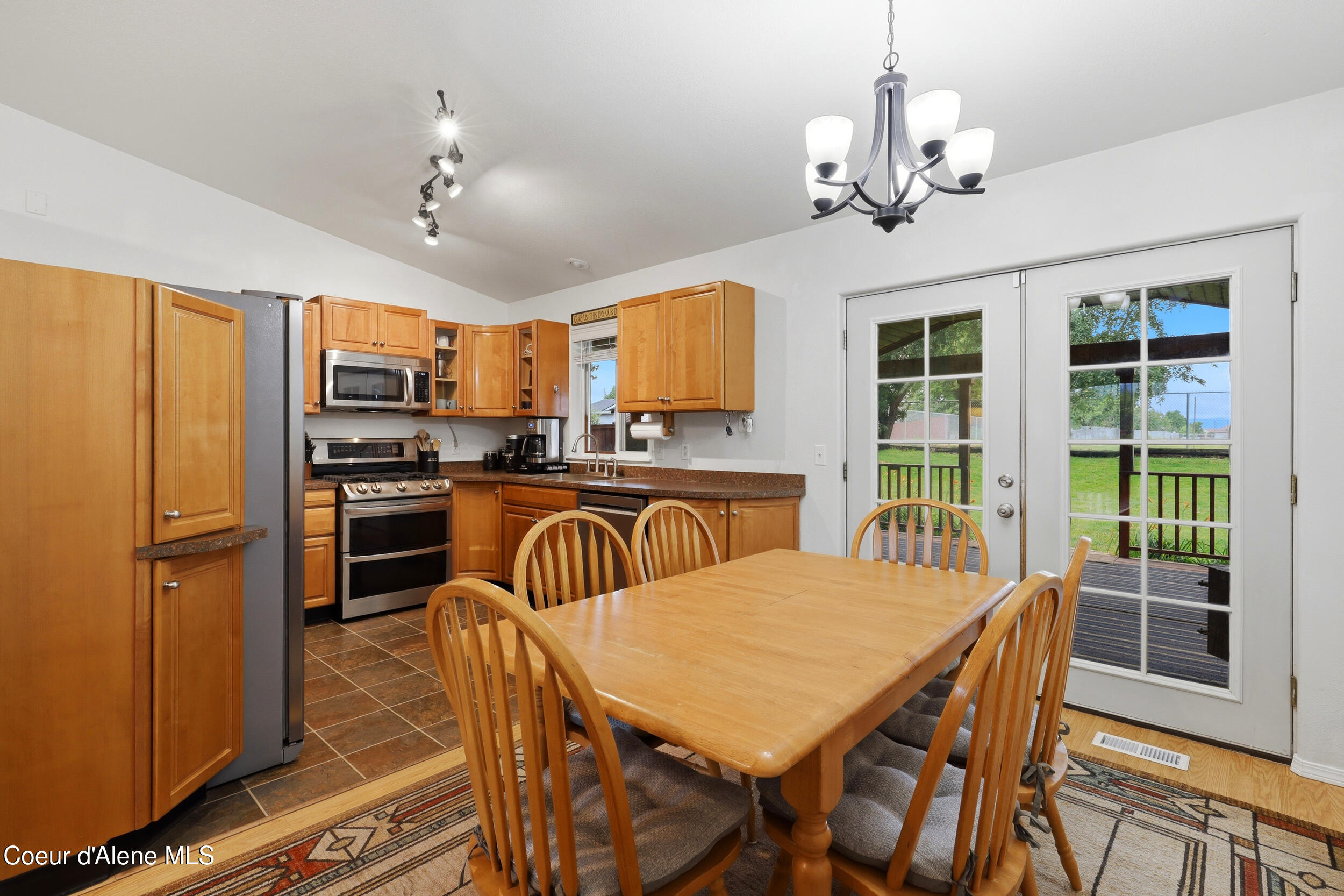8208 Arizona Street Rathdrum, ID 83858 - Photo 10 of 39 DIning Area and Kitchen