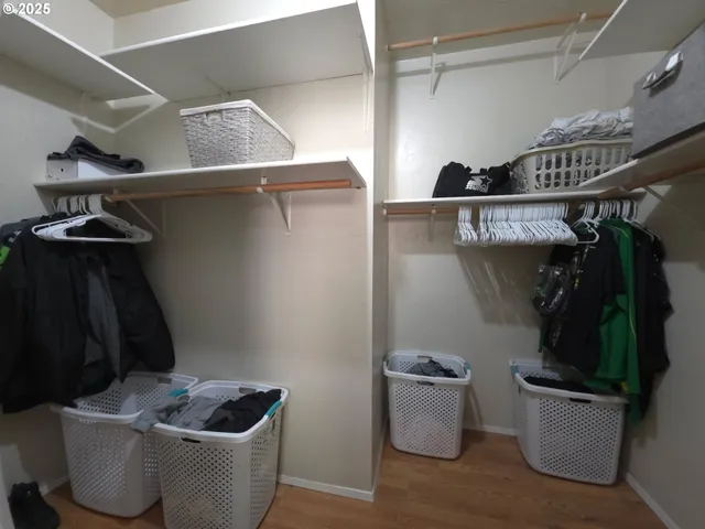 $480,000 | 340 Kalapuya Way, Cottage Grove, OR 97424