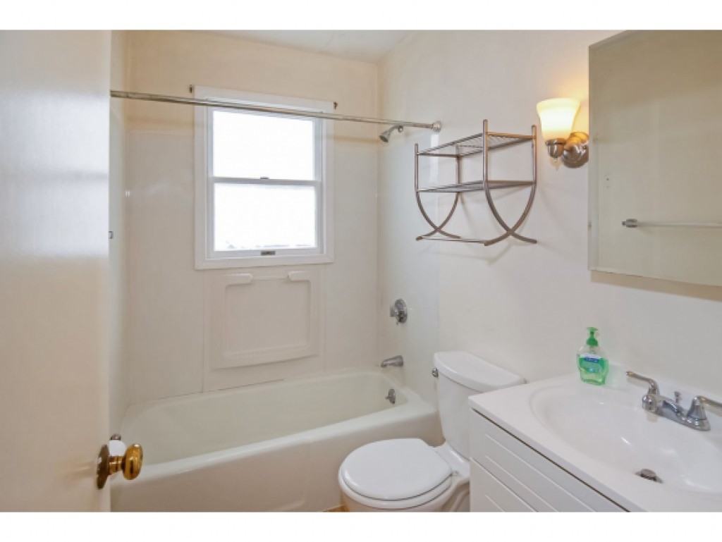 7 9th Street Hampton, NH 03842 - Photo 12 of 20