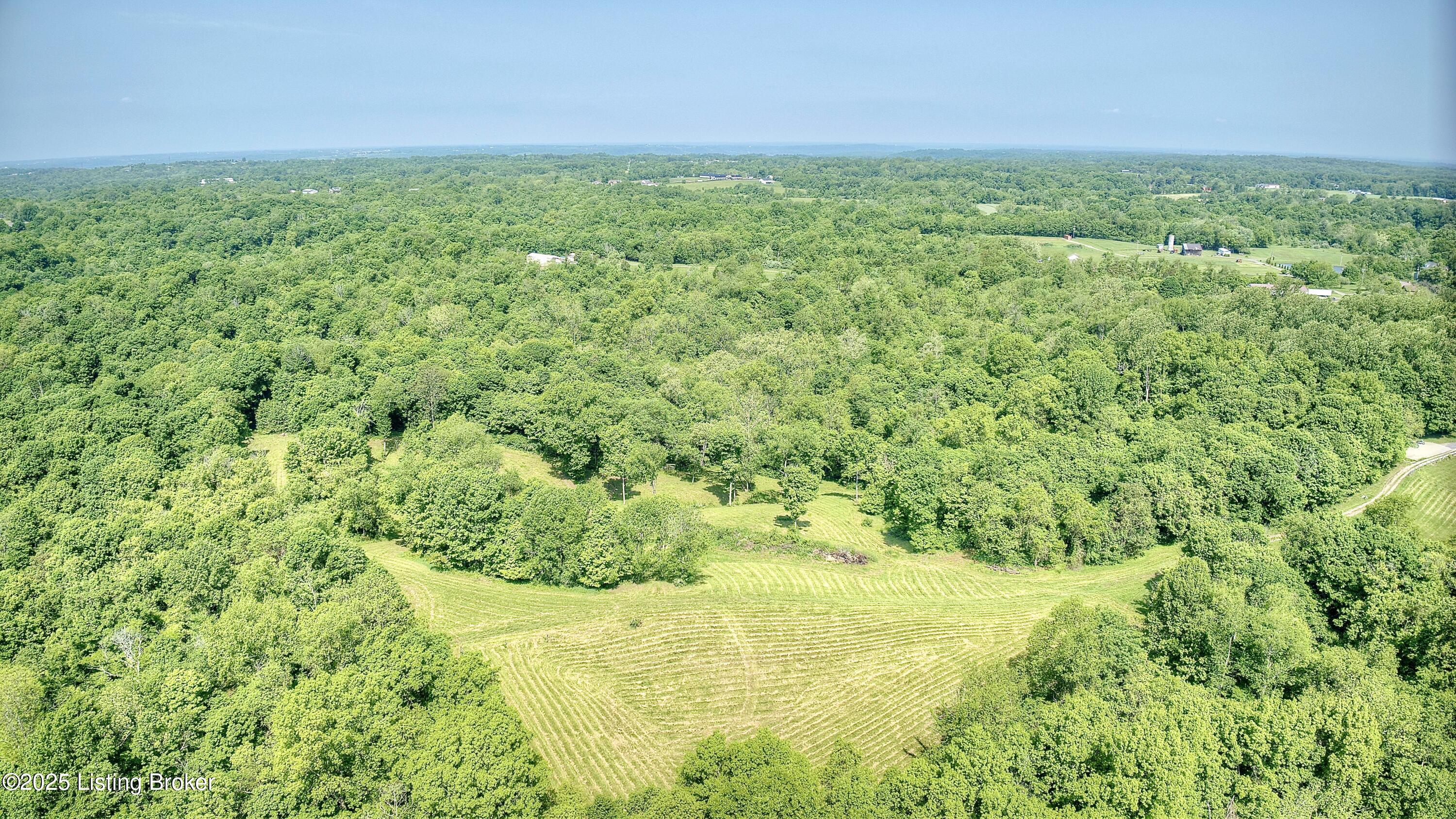 8069 B Howe Road Burlington, KY 41005 - Photo 13 of 17 13