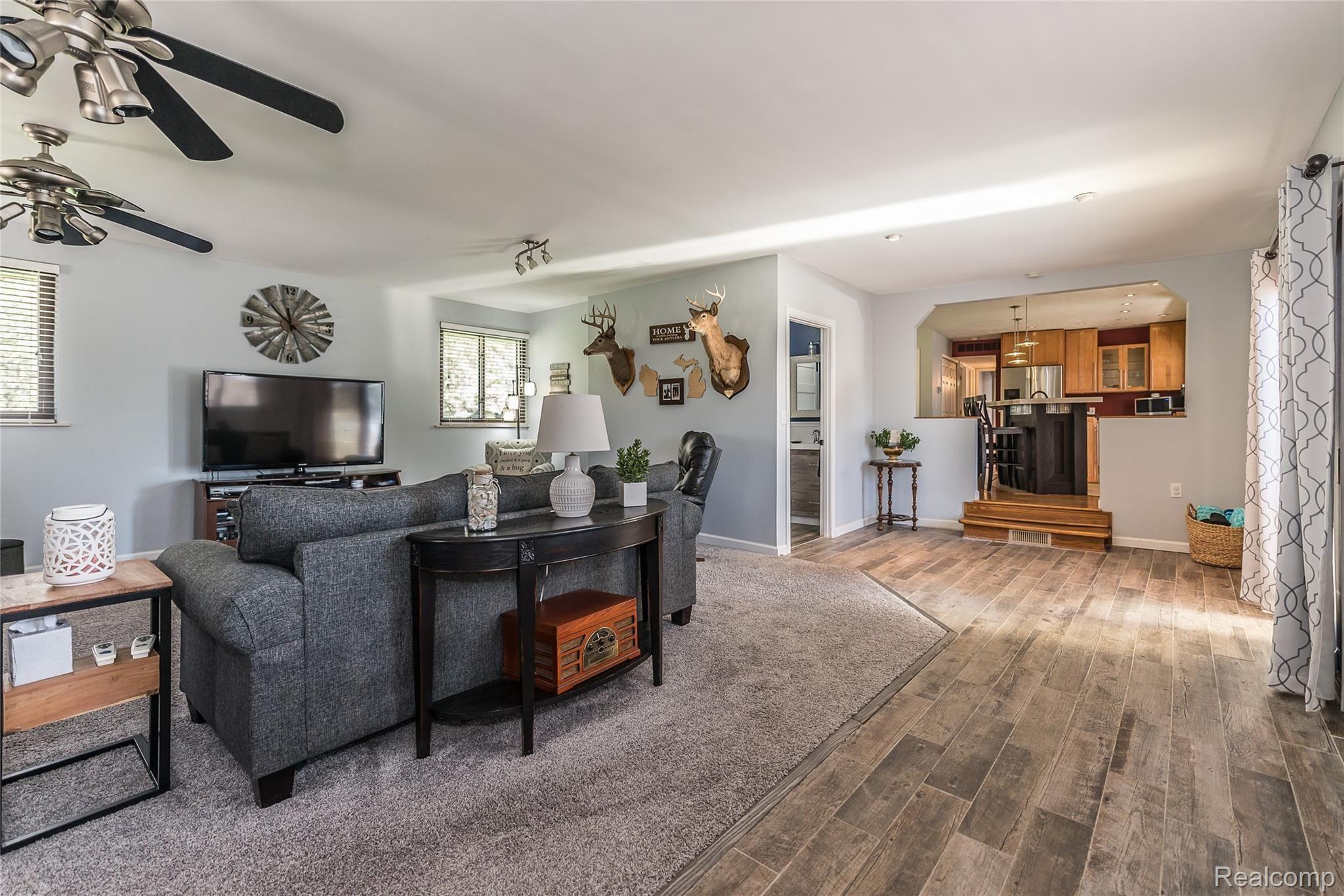 10805 Wynns Road Pinckney, MI 48169 - Photo 15 of 51 DSC_2199.jpg