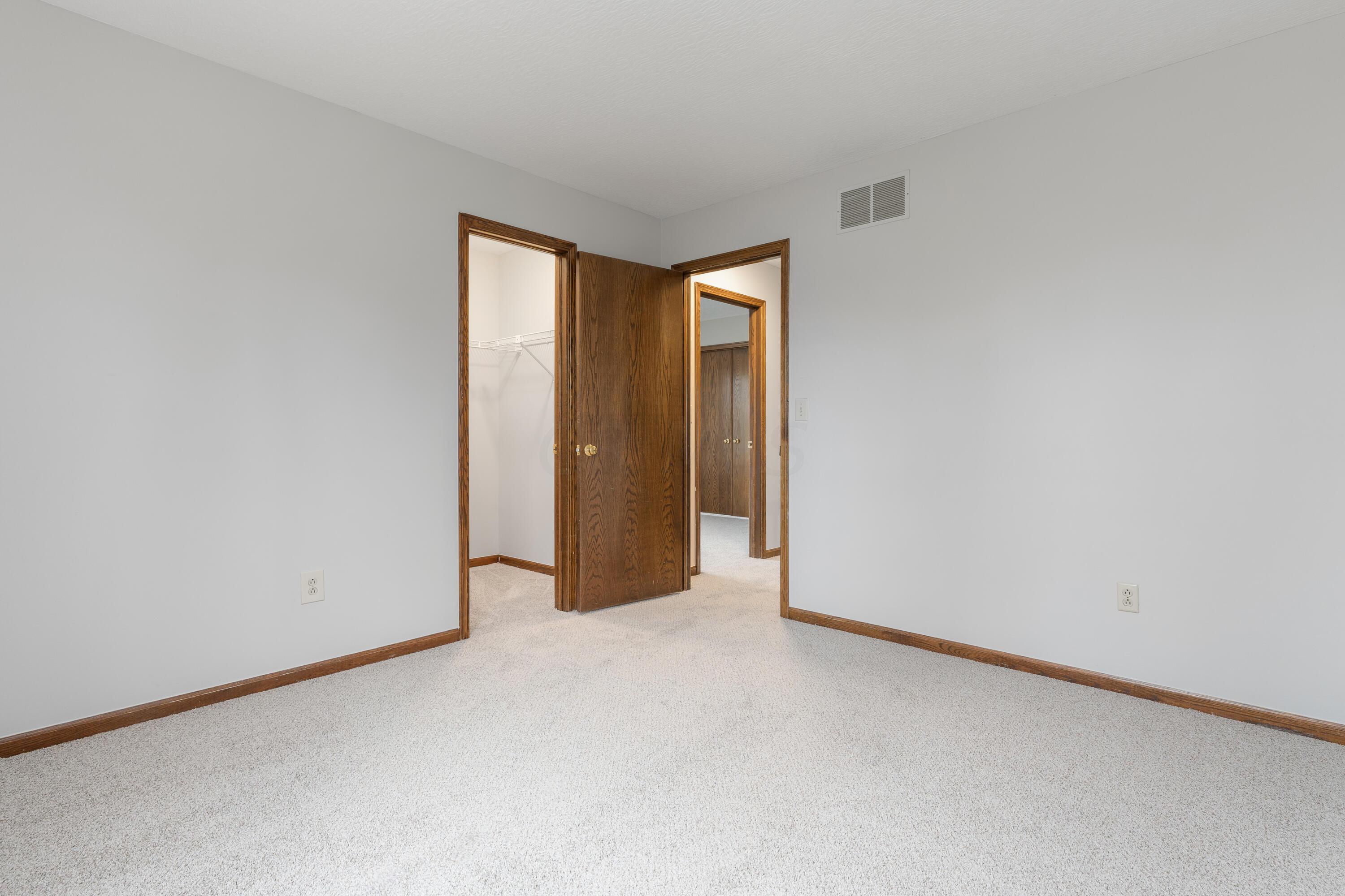 1157 Riva Ridge Boulevard Columbus, OH 43230 - Photo 36 of 55 Bedroom 3