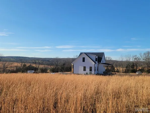 $549,900 | 13342 Prairie Drive, Plato, MO 65552