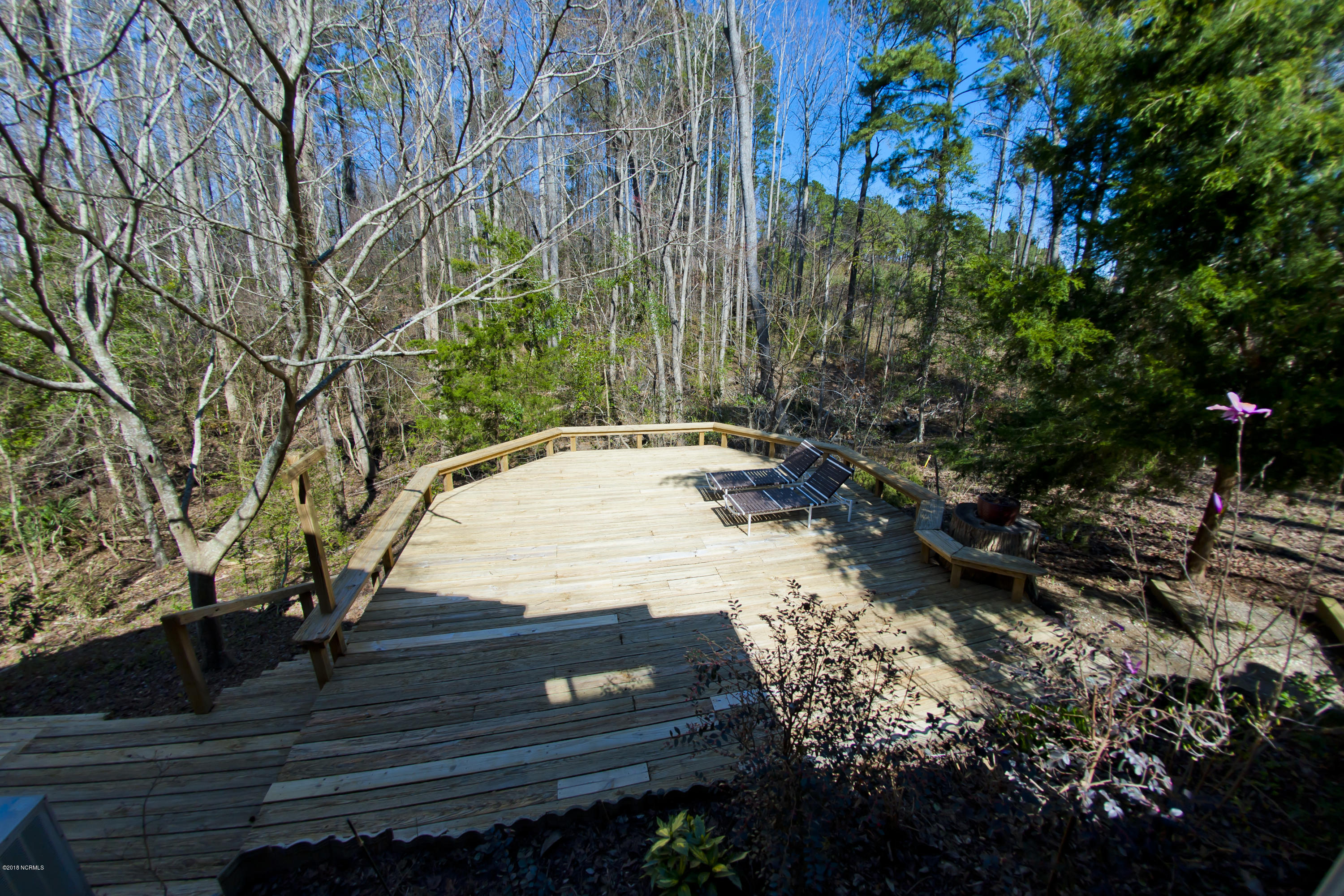 693 Raymond Road Arapahoe, NC 28510 - Photo 35 of 47 Side deck