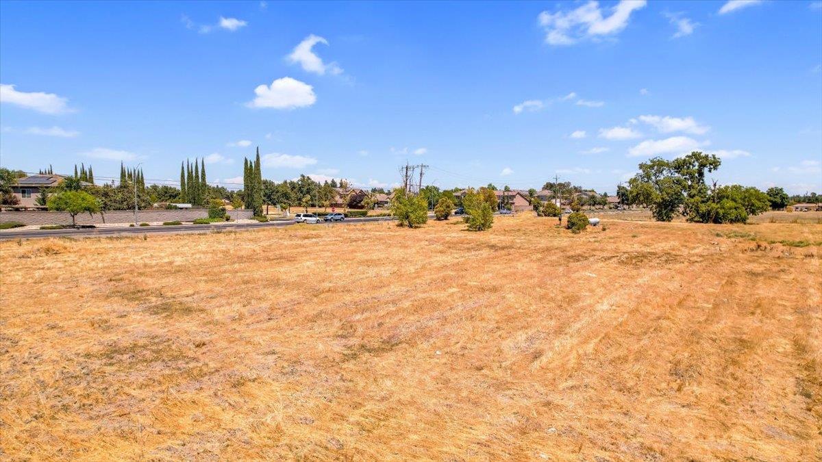 3255 Marshall Road West Sacramento, CA 95691 - Photo 17 of 24 a view of an ocean and a building