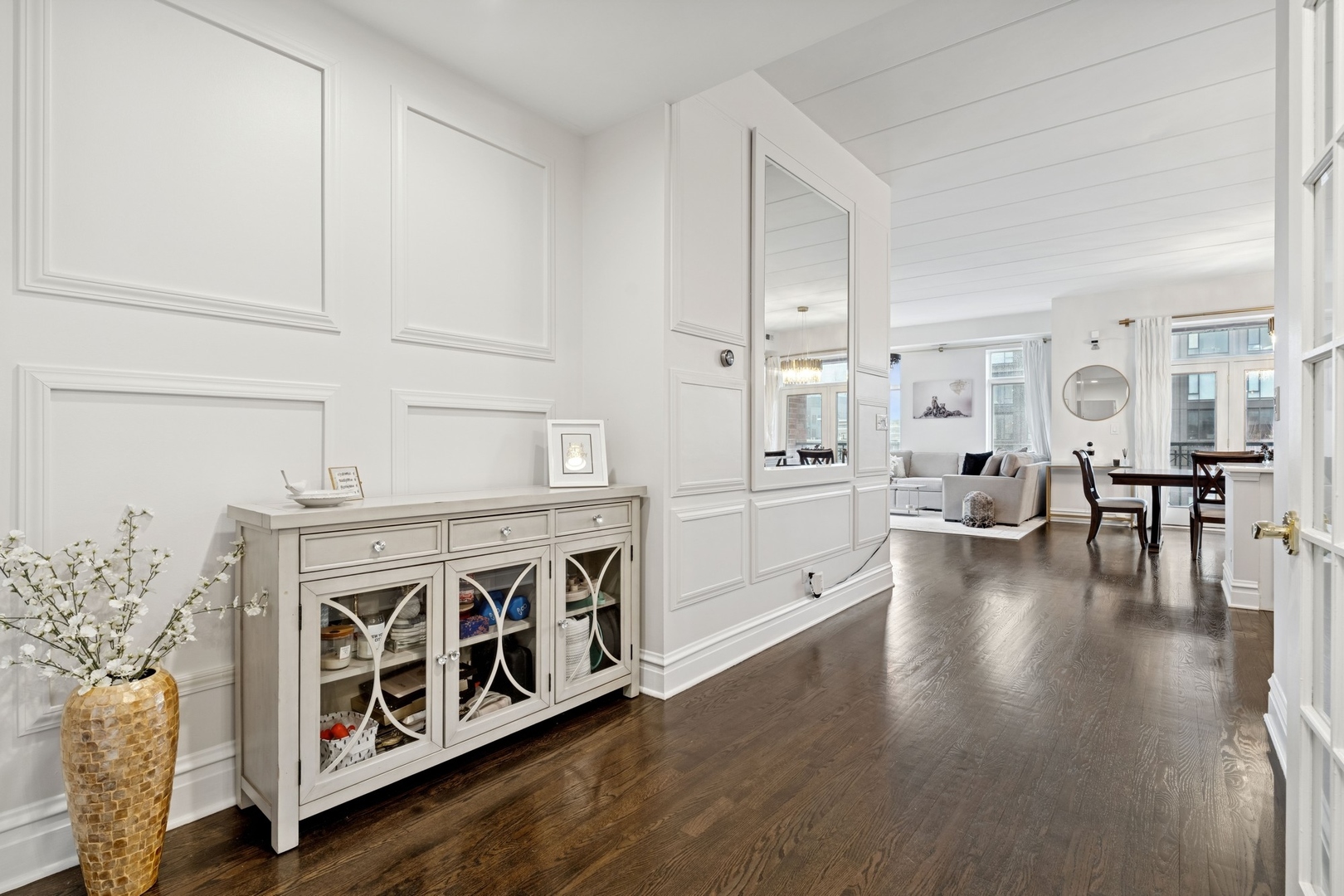 1111 West Madison Street, Unit 5B Chicago, IL 60607 - Photo 2 of 27 Gallery Image 2