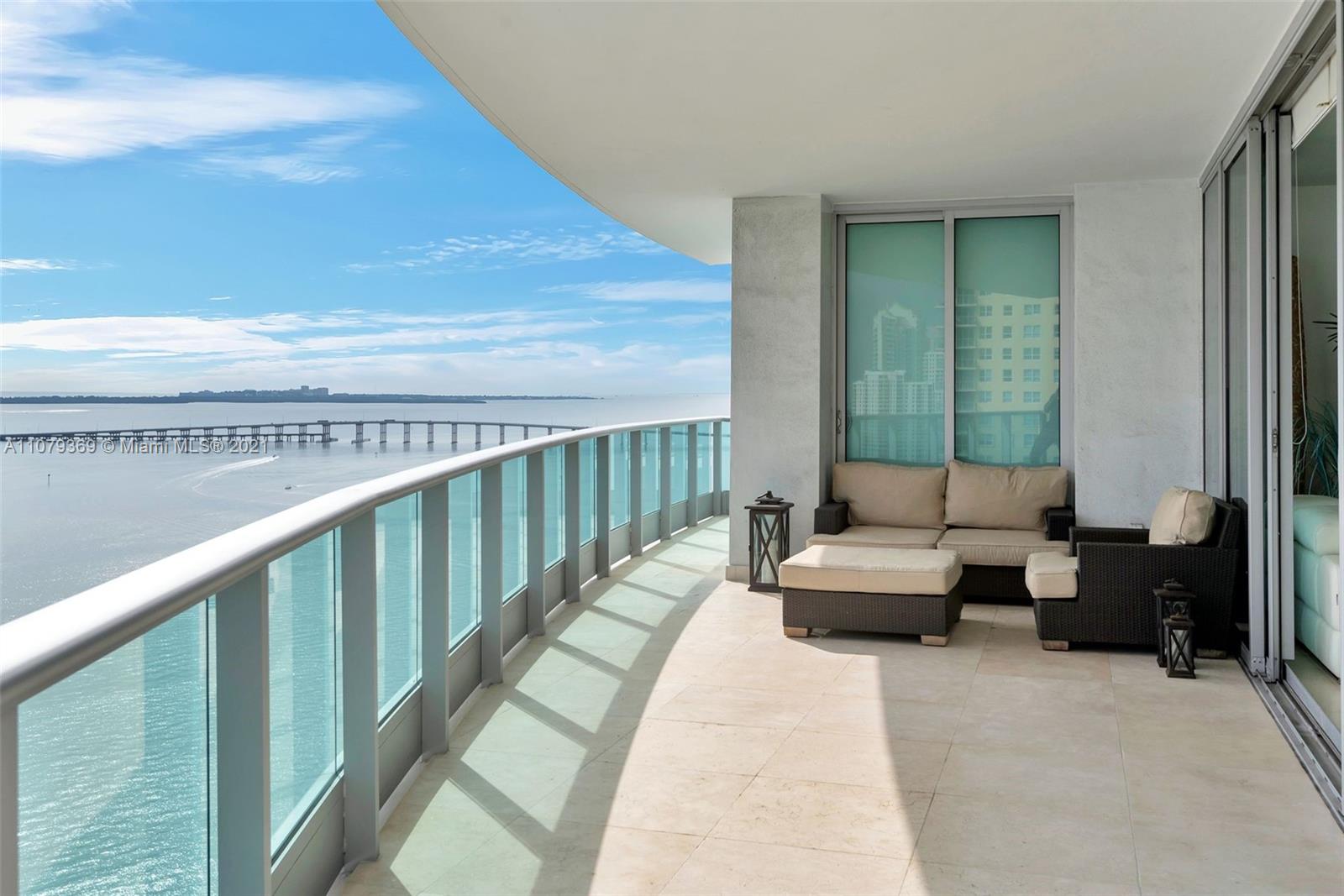 1331 Brickell Bay Drive, Unit 2401 Miami, FL 33131 - Photo 20 of 52