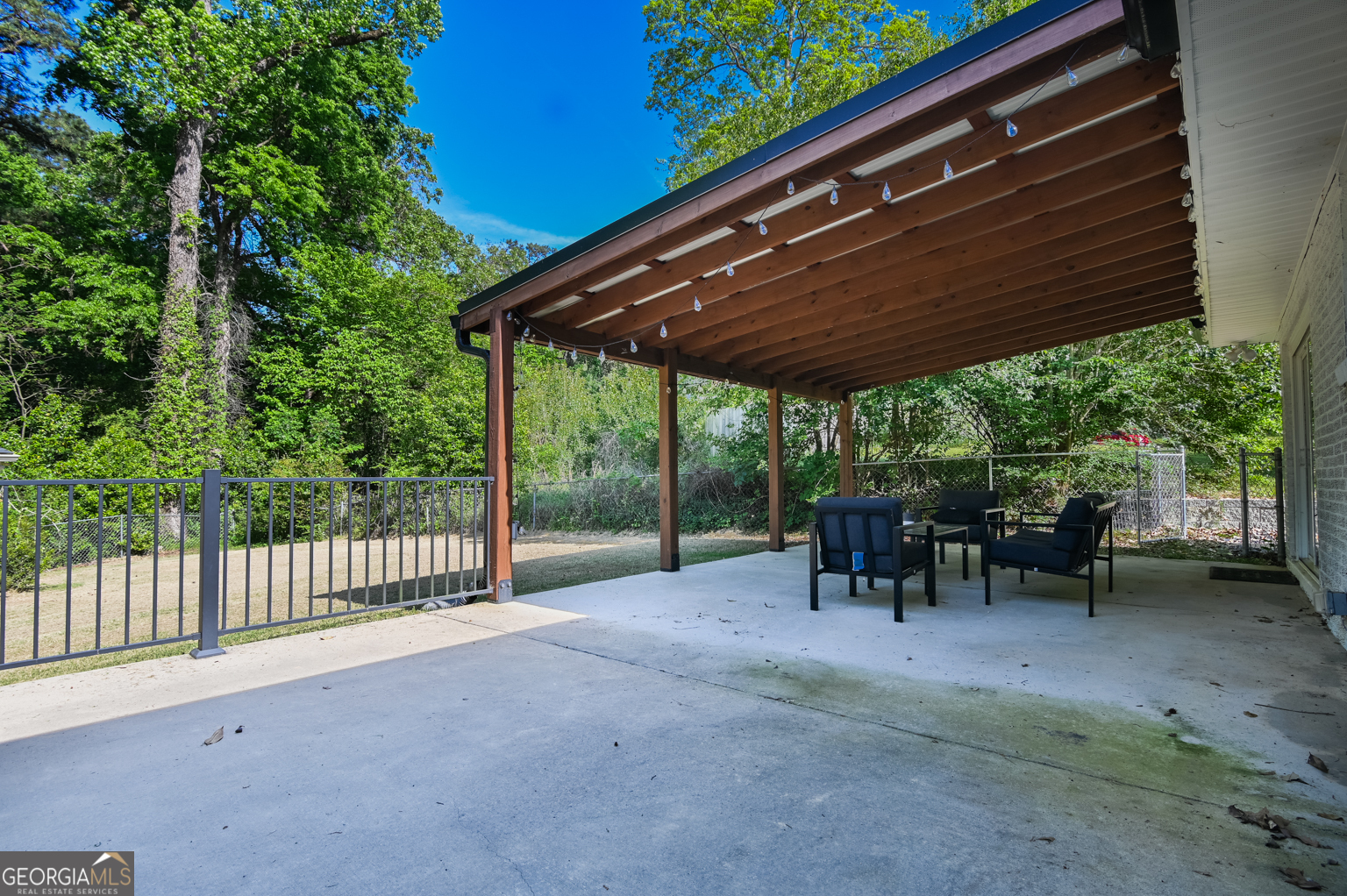 545 Forest Hill Road Macon, GA 31210 - Photo 22 of 63 a view of outdoor space with chairs
