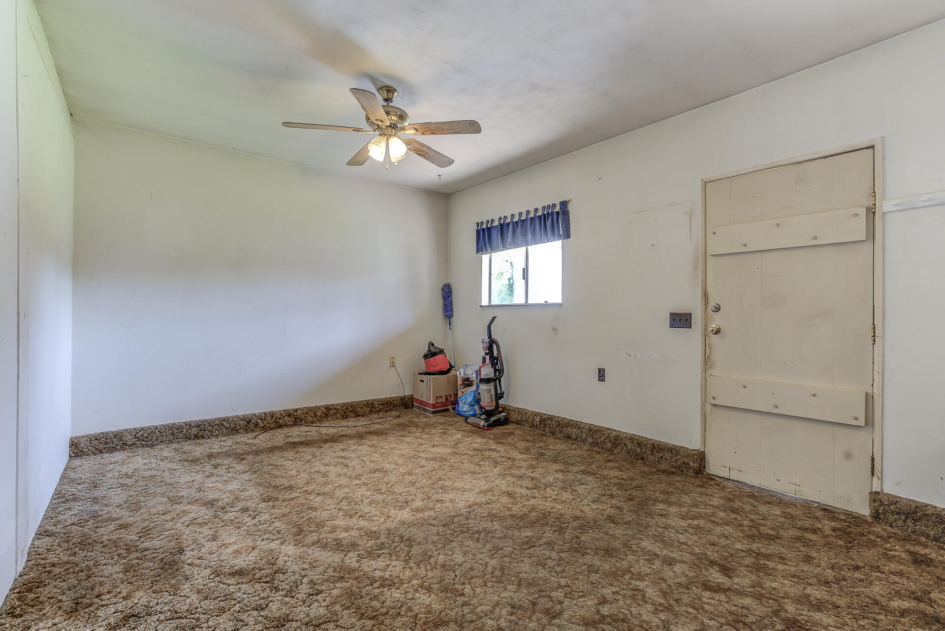 21133 Falling Leaf Road Redding, CA 96003 - Photo 41 of 45 FallingLeafGuestHouse-3