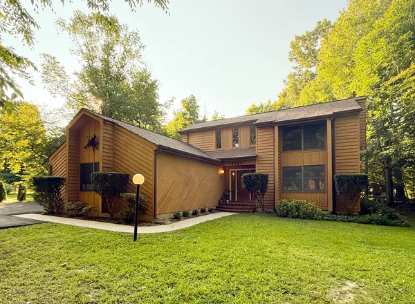 $475,000 | 6660 Horseshoe Drive, La Plata, MD 20646