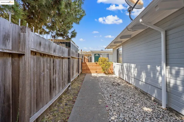 $995,000 | 1611 Julia Street, Berkeley, CA 94703