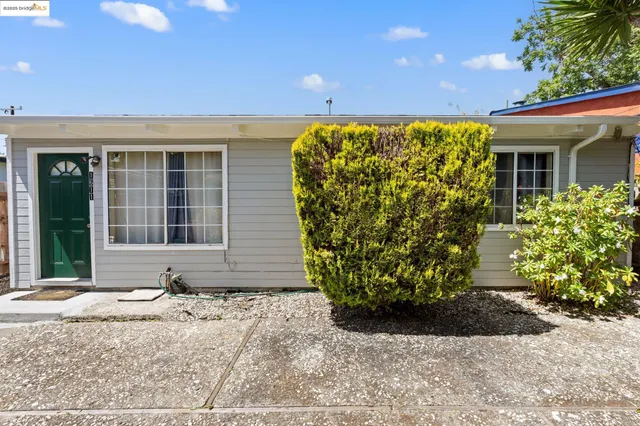 $995,000 | 1611 Julia Street, Berkeley, CA 94703