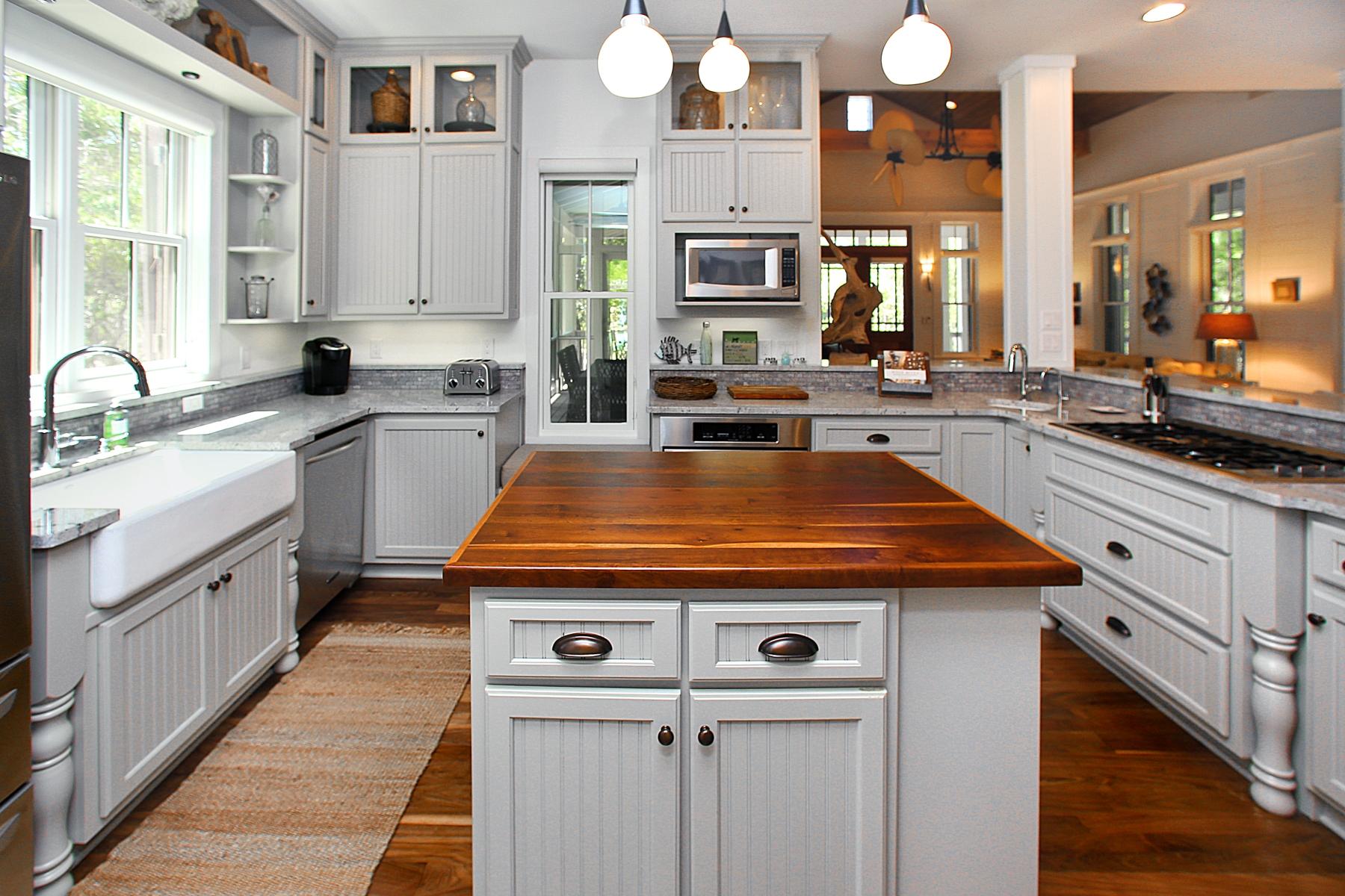 422 Pine Needle Way Santa Rosa Beach, FL 32459 - Photo 9 of 36 Kitchen1 (1800x1200)