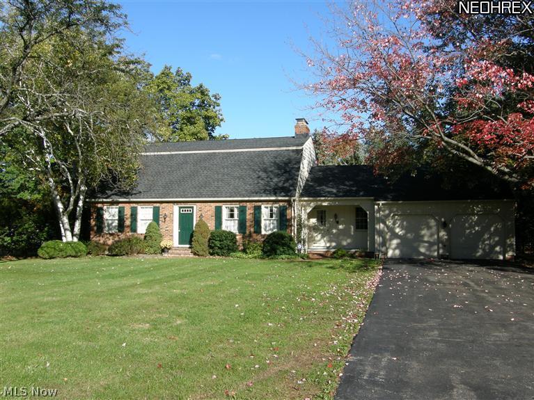 7243 Chillicothe Road Mentor, OH 44060 - Photo 16 of 23 Autumn view of the home.