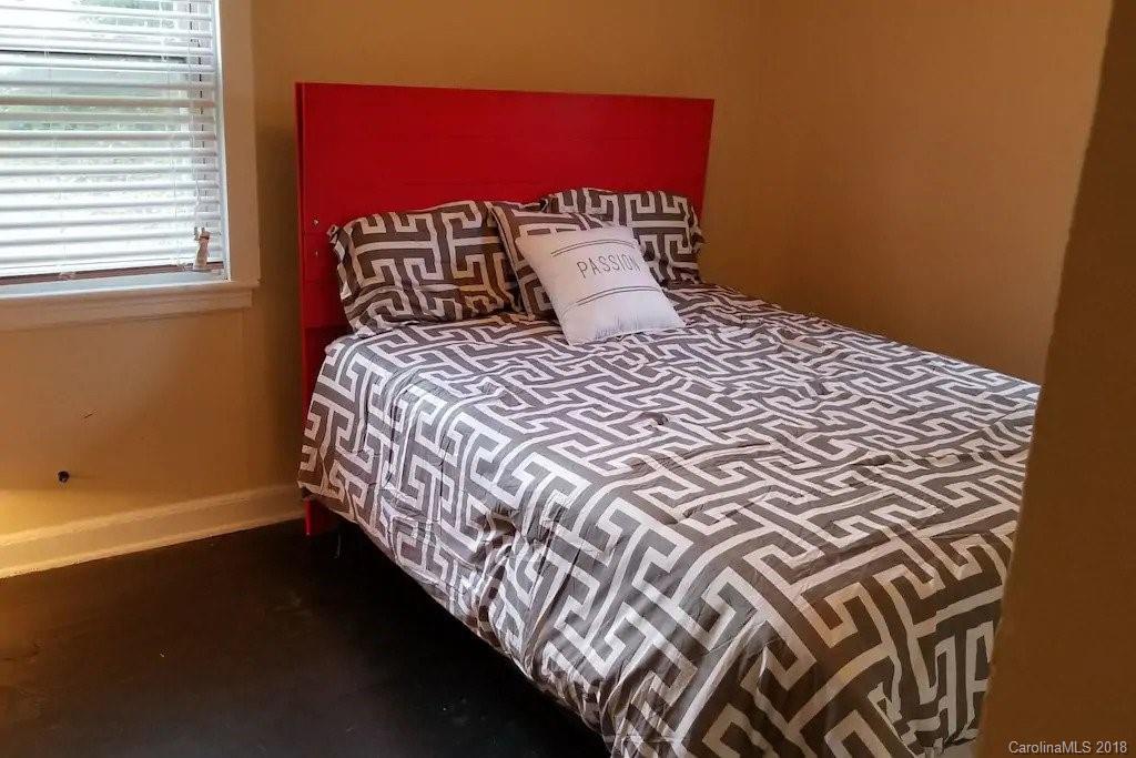 2320 Vanderbilt Road, Unit 3 Charlotte, NC 28206 - Photo 5 of 7 Gallery Image 5