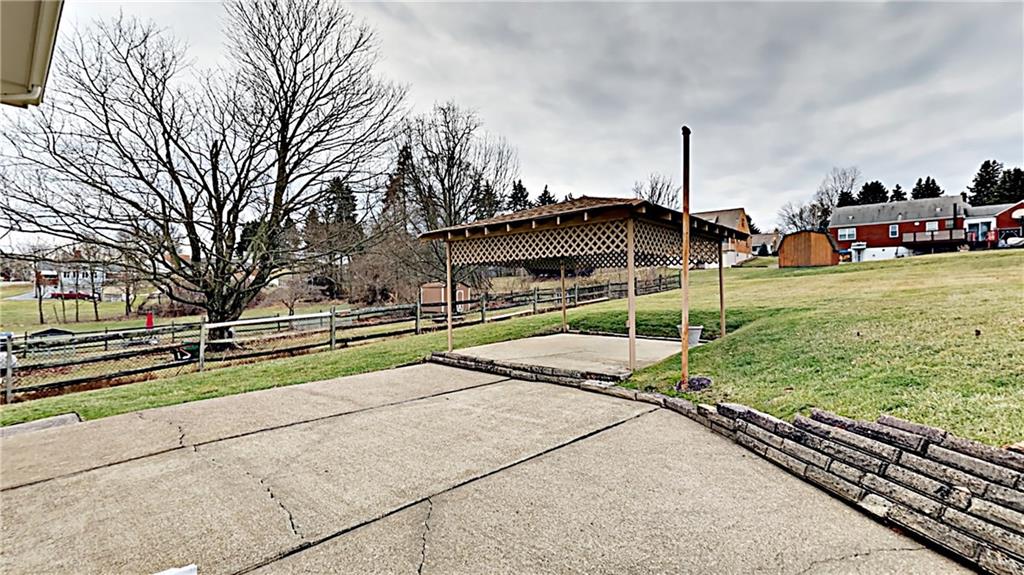 17 Ewing Road McKees Rocks, PA 15136 - Photo 24 of 25