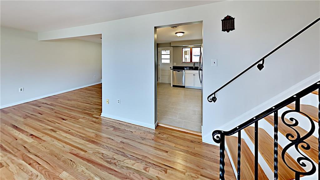 17 Ewing Road McKees Rocks, PA 15136 - Photo 5 of 25