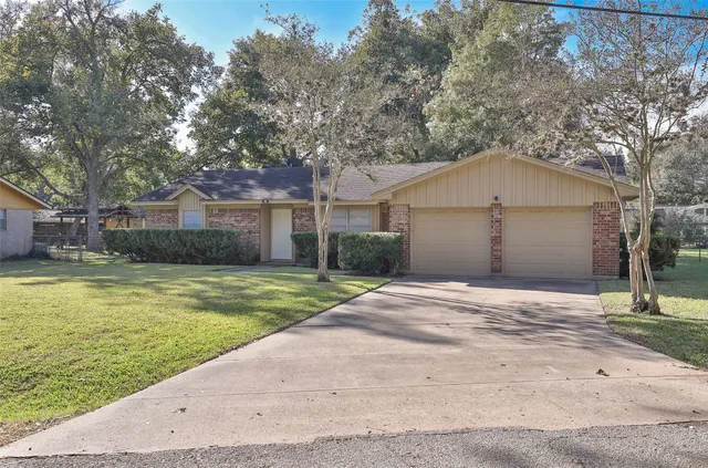 $2,200 | 606 Venice Street, Sugar Land, TX 77478