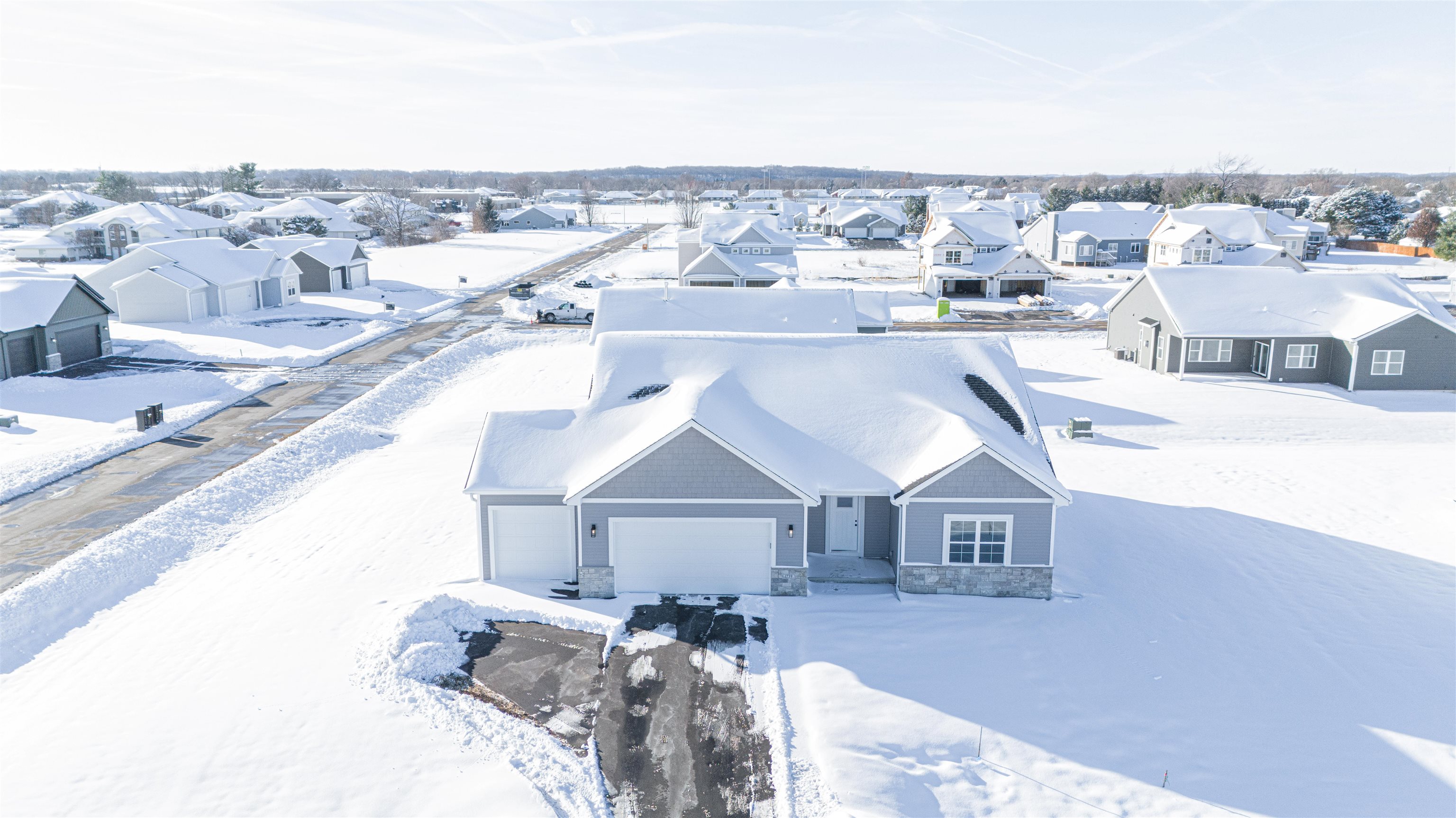 1739 East Kyle Beloit, WI 53511 - Photo 2 of 32