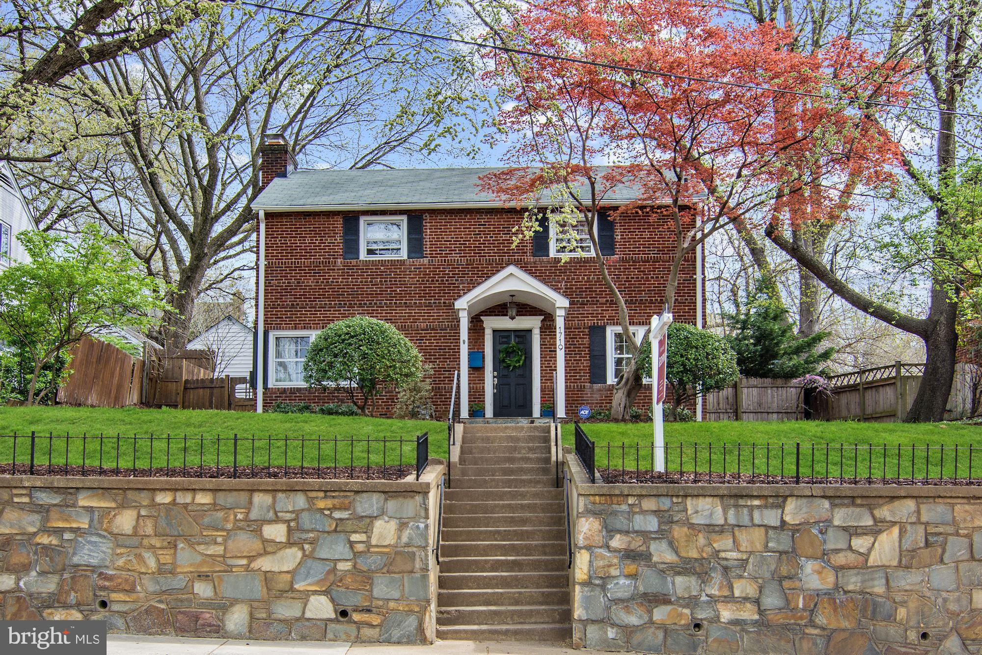 1719 North Glebe Road Arlington, VA 22207 - Photo 1 of 45