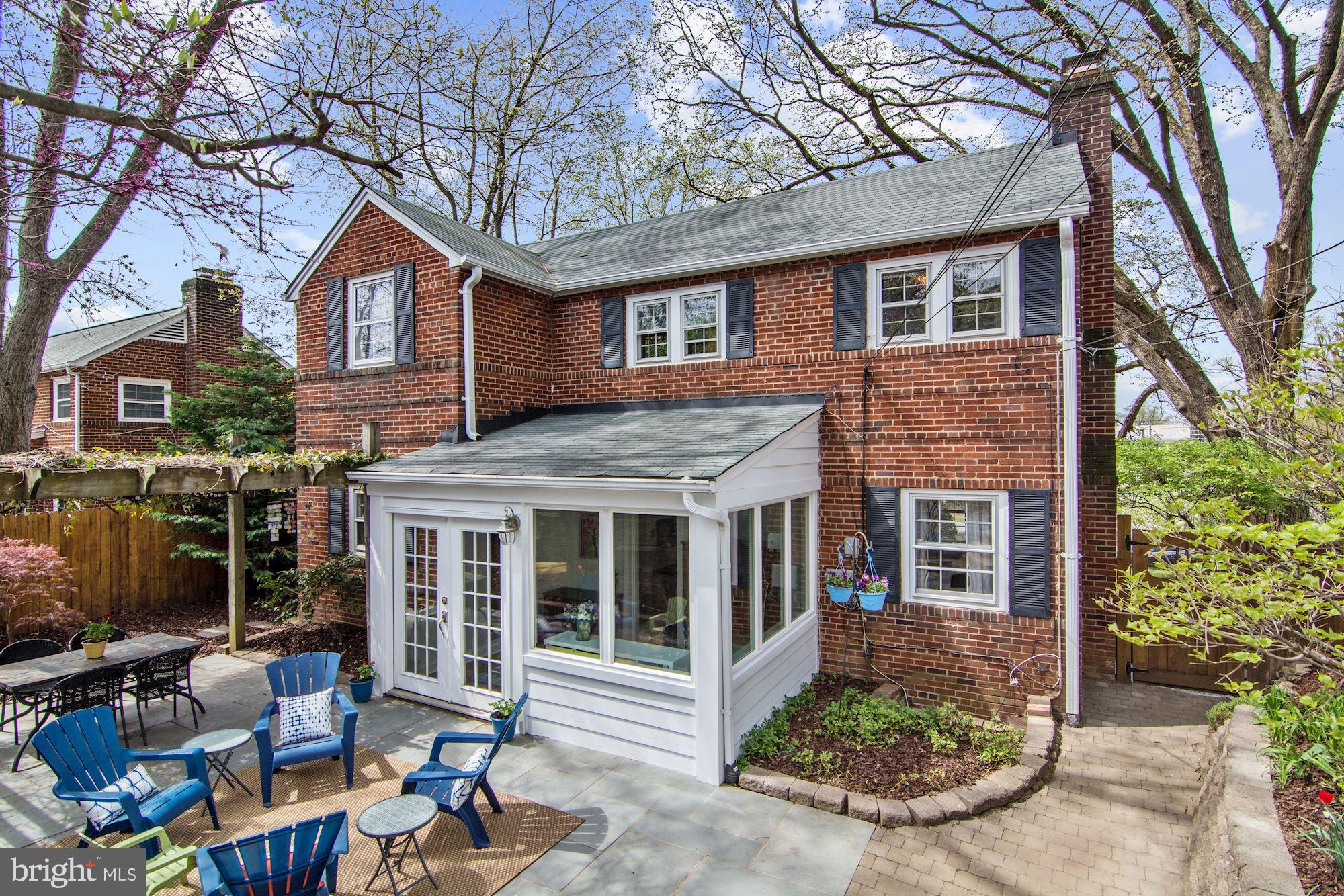 1719 North Glebe Road Arlington, VA 22207 - Photo 2 of 45