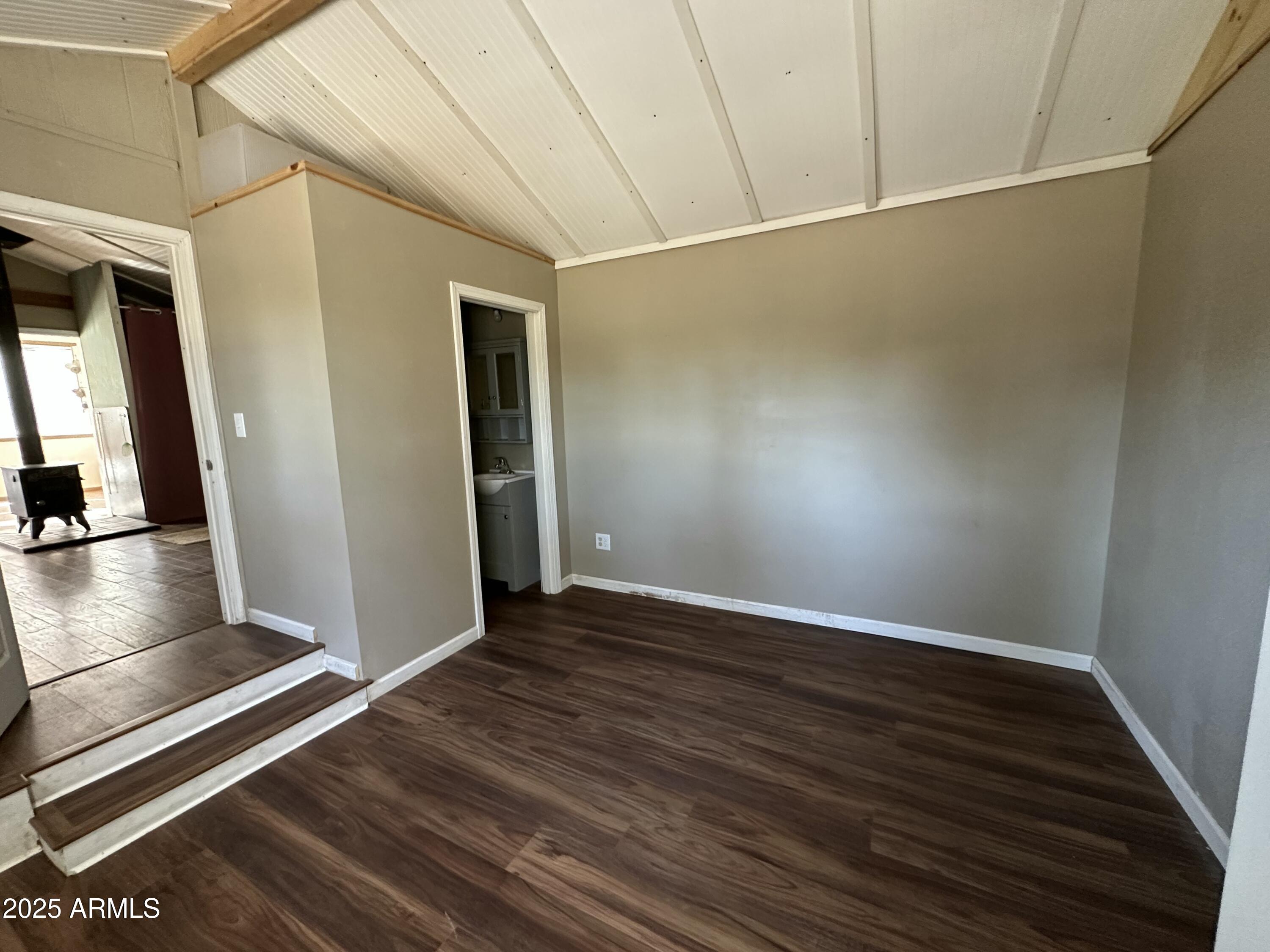 1082 Timber Ranch Road Show Low, AZ 85901 - Photo 8 of 31 IMG_3984