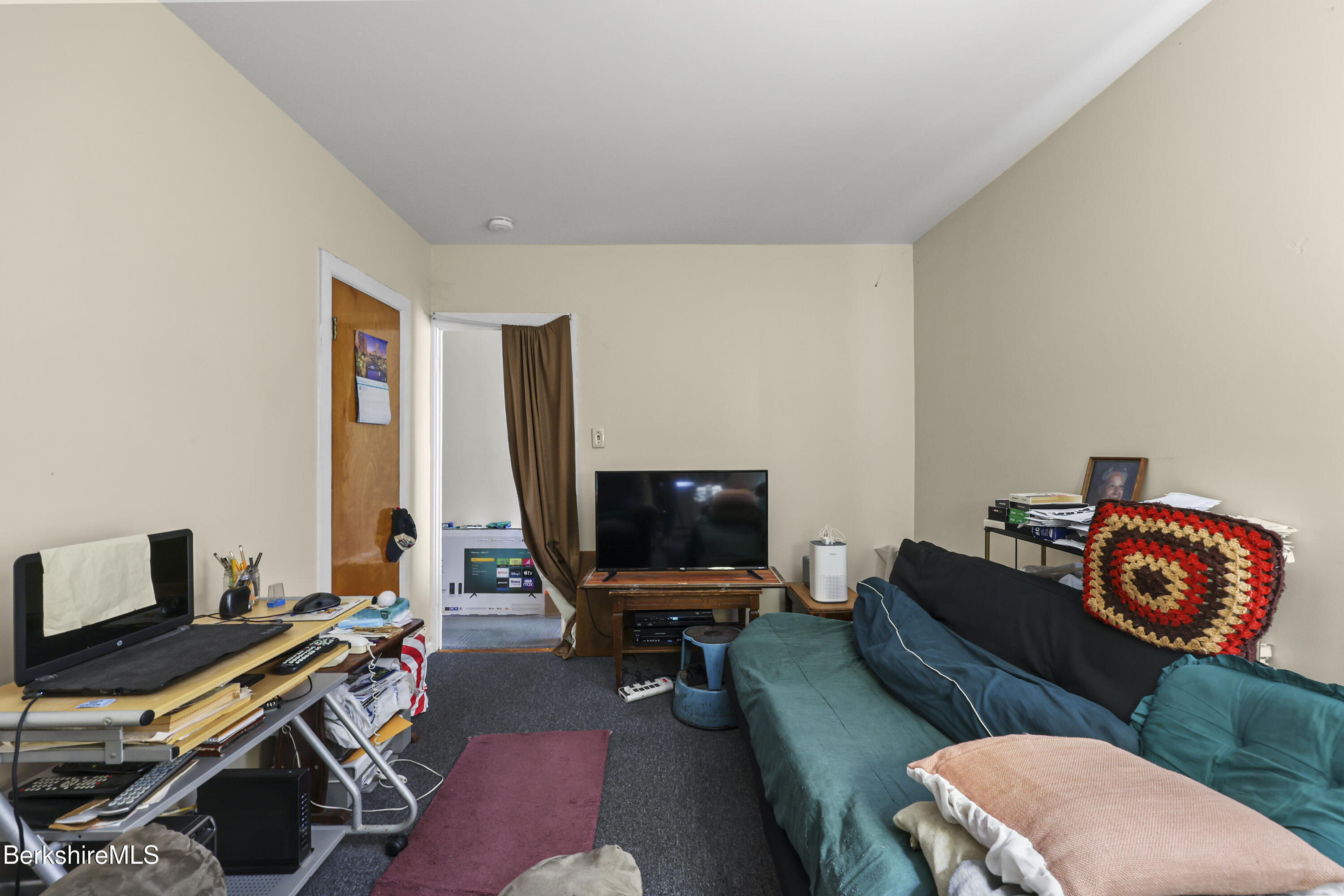 474 Tyler Street Pittsfield, MA 01201 - Photo 19 of 24 Second Floor Living Room