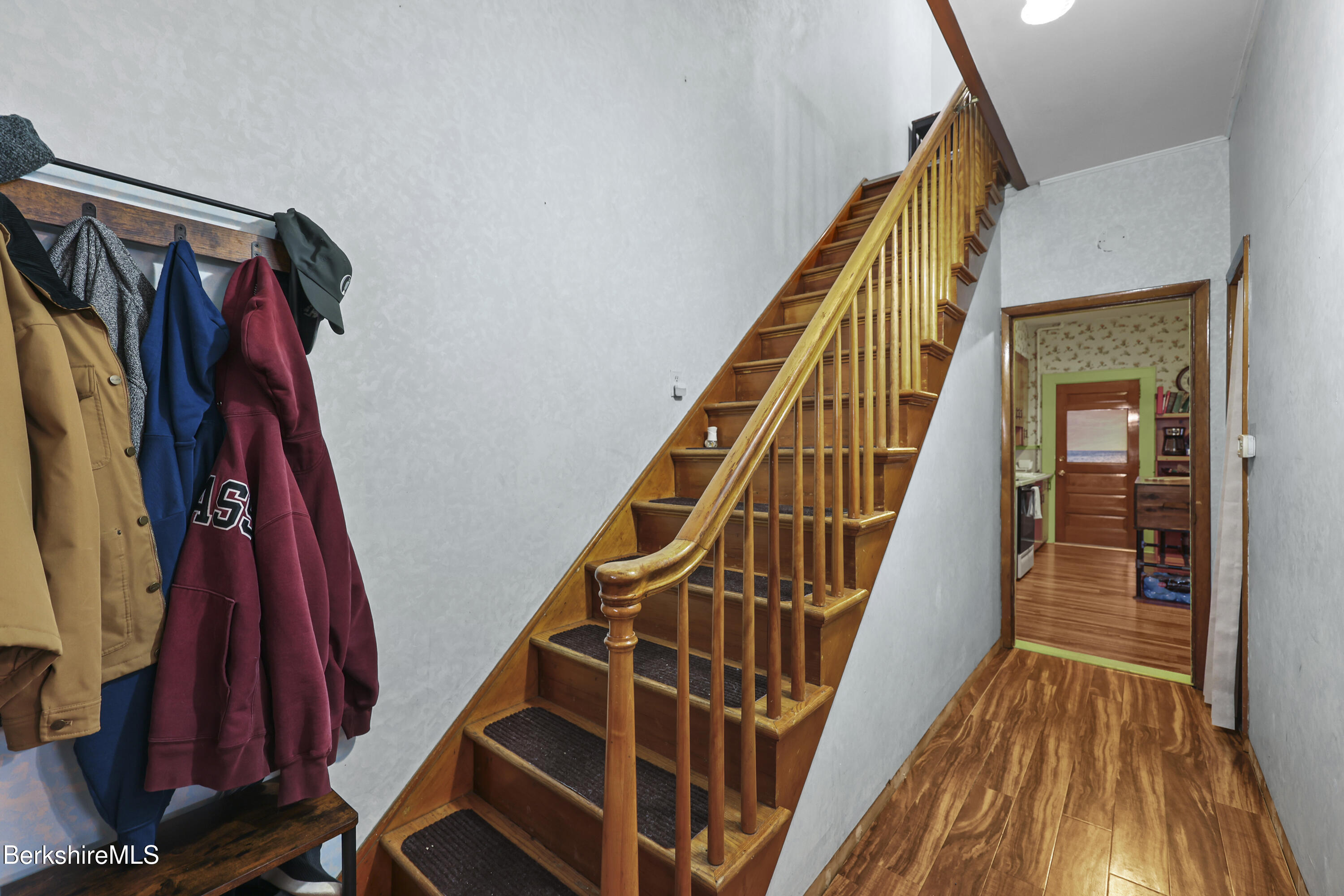 474 Tyler Street Pittsfield, MA 01201 - Photo 2 of 24 Foyer