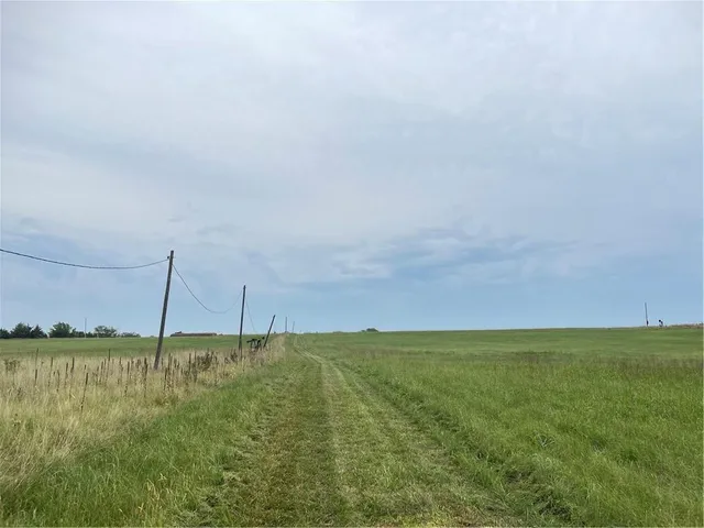 $625,000 | 4750 Labette Terrace, Rantoul, KS 66079