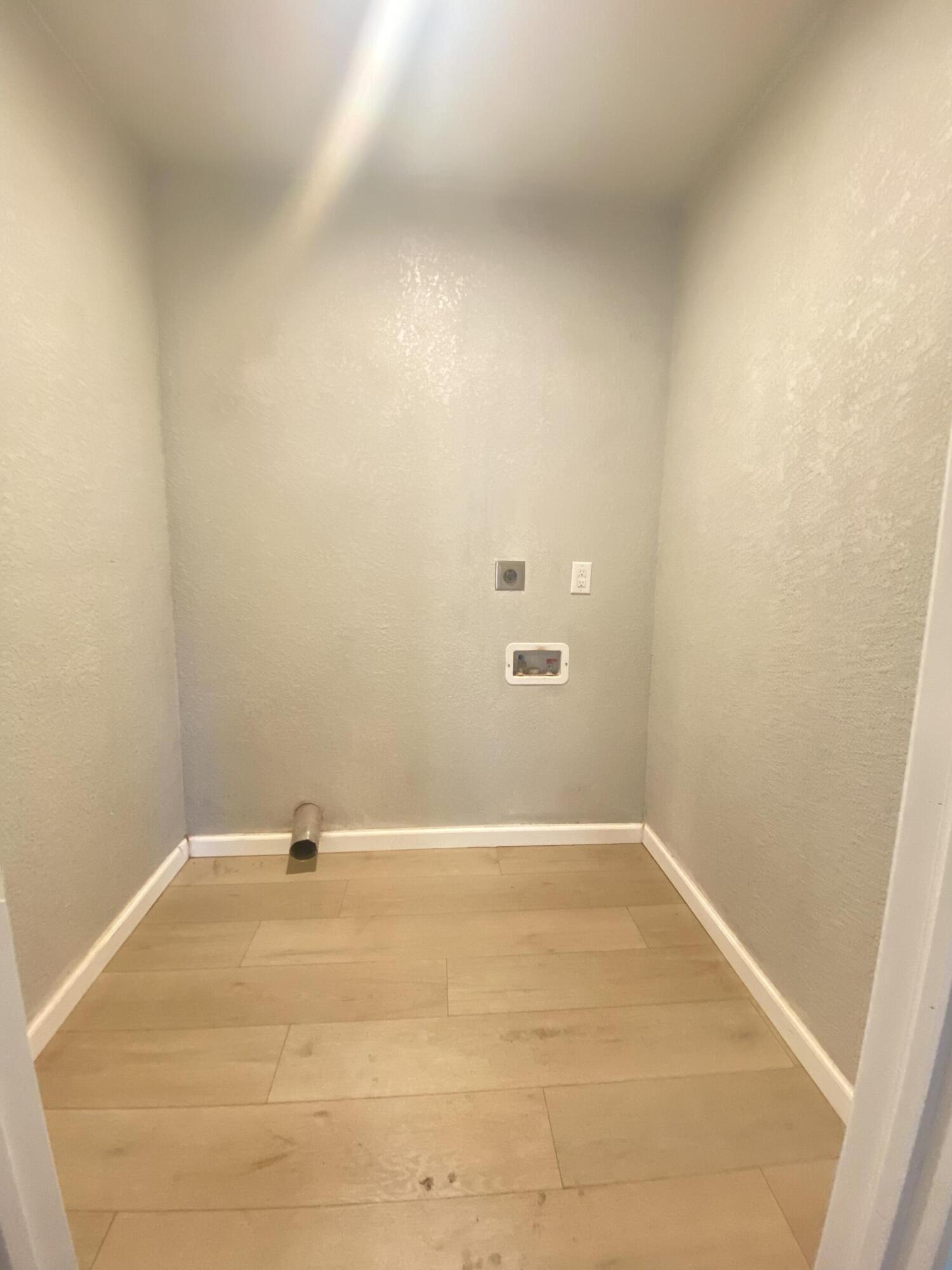 1518 40th Street Lubbock, TX 79412 - Photo 5 of 13 a view of a small space