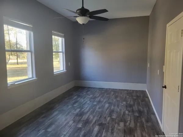 $485,000 | 254 County Road 6876, Natalia, TX 78059